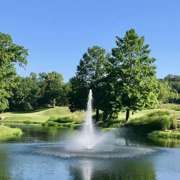 kasco_j_series_linden_spray_pattern_on_water