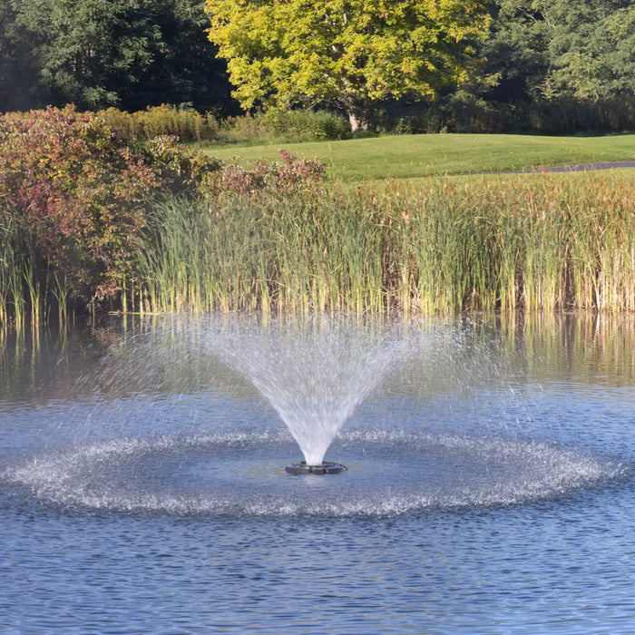 kasco_vfx_fountain_in_pond_with_reeds_and_golf_course
