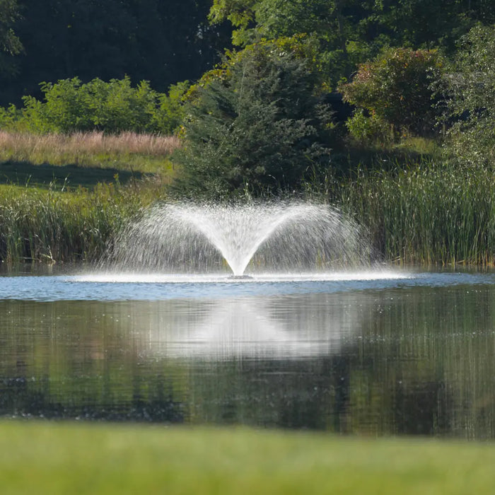 kasco_vfx_series_fountain_in_pond_with_tree_reflection