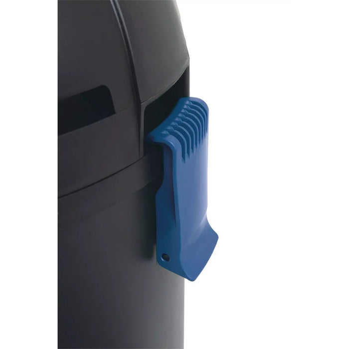 Close-up of the blue quick-release clamp on the Oase PondoVac Classic portable pond vacuum tank for opening the motor unit